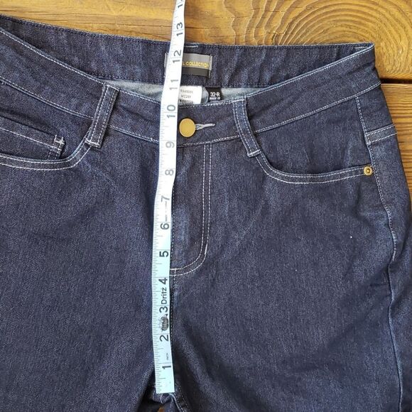 Apparel Collection high rise darkwash jean shorts size 32 - Picture 7 of 8